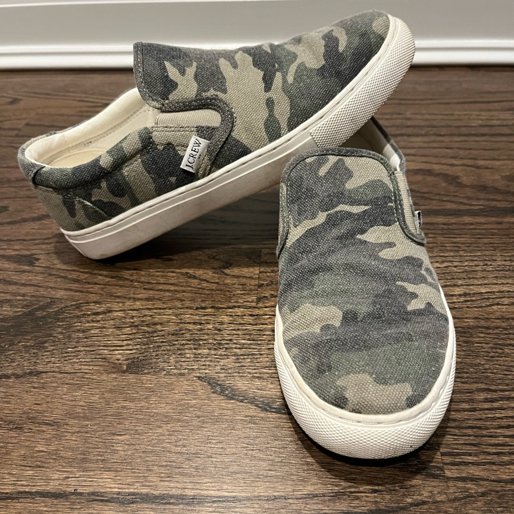 Womens canvas sneakers